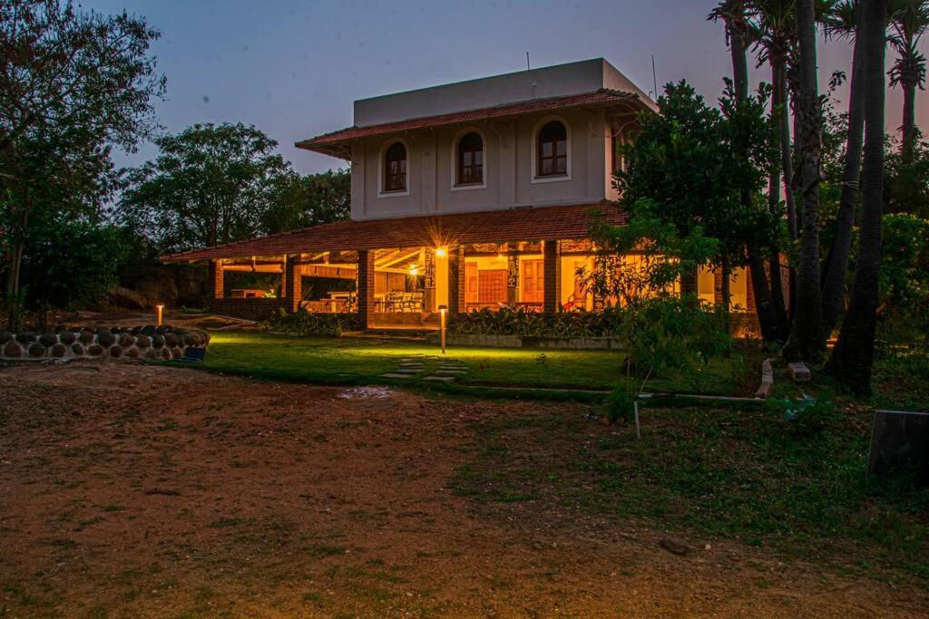 Holy Mountain Villa - Tiruvannāmalai מראה חיצוני תמונה